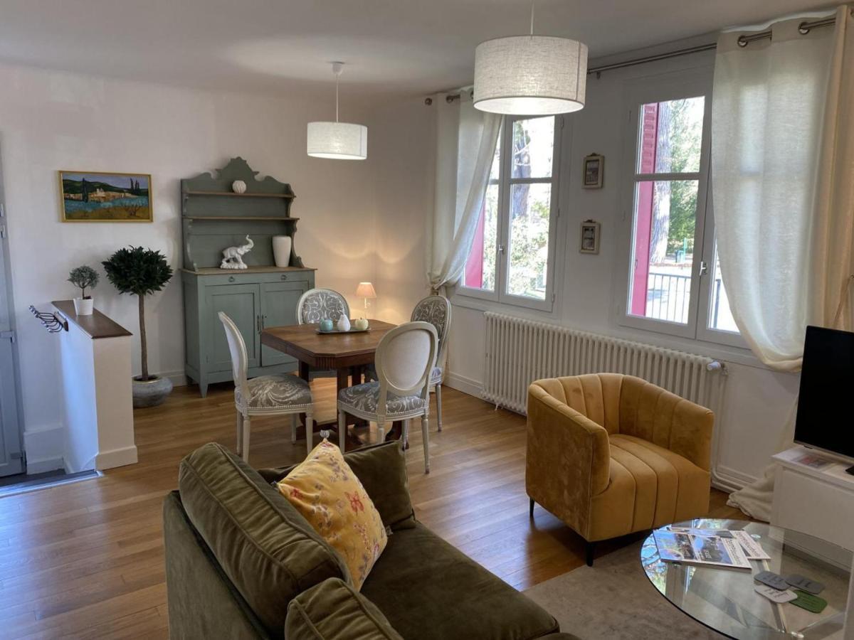 Charmante Maison Avec Jardin En Face Du Parc, Proche Commerces Et Attractions Touristiques - Fr-1-489-333 * Moulins (Allier)